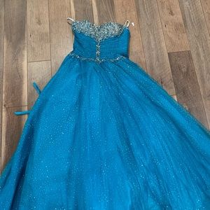 Quinceañera dress size 8